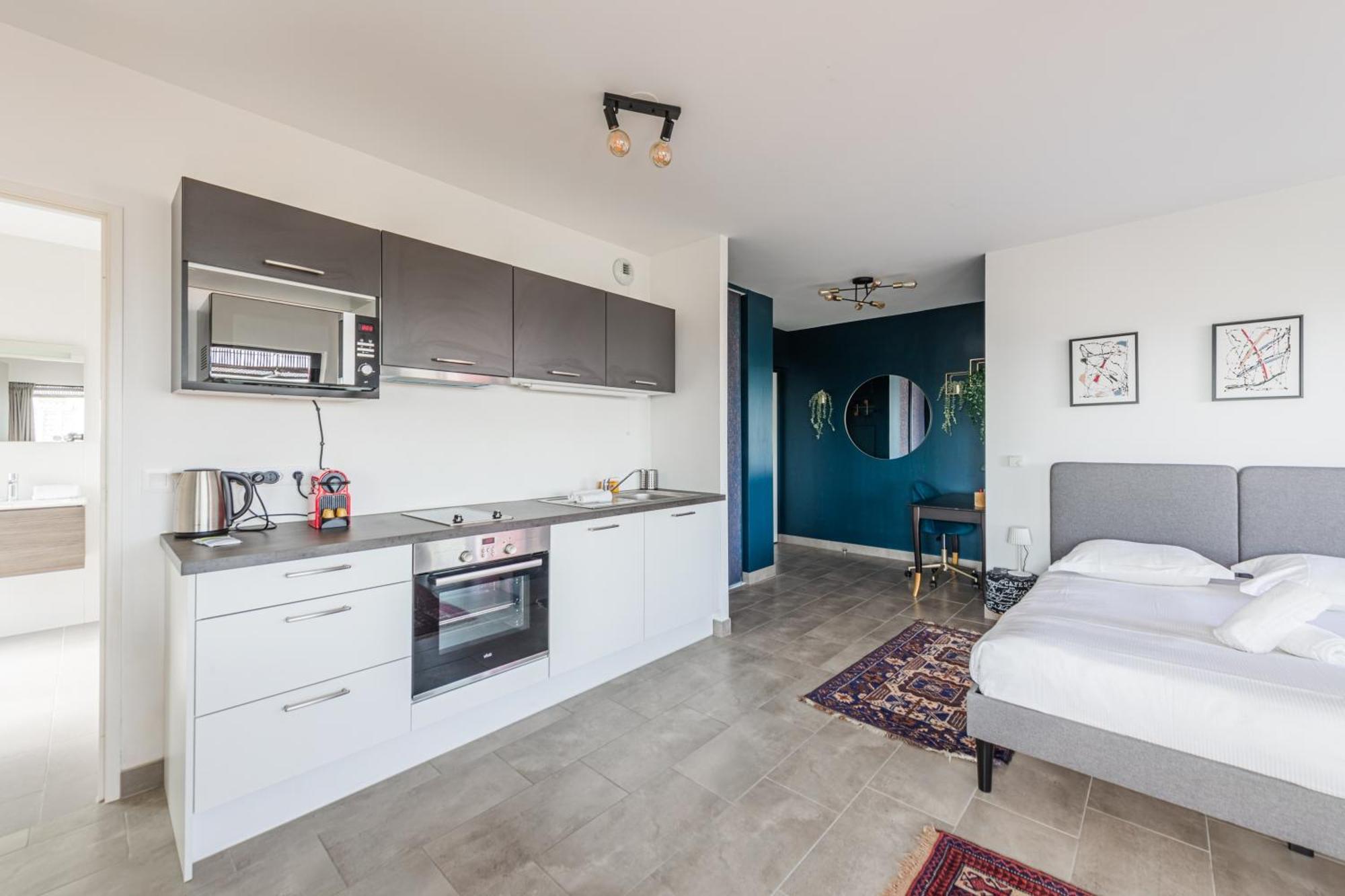 Apartment Red Sky - Presquile Malraux Avec Terrasse Straßburg