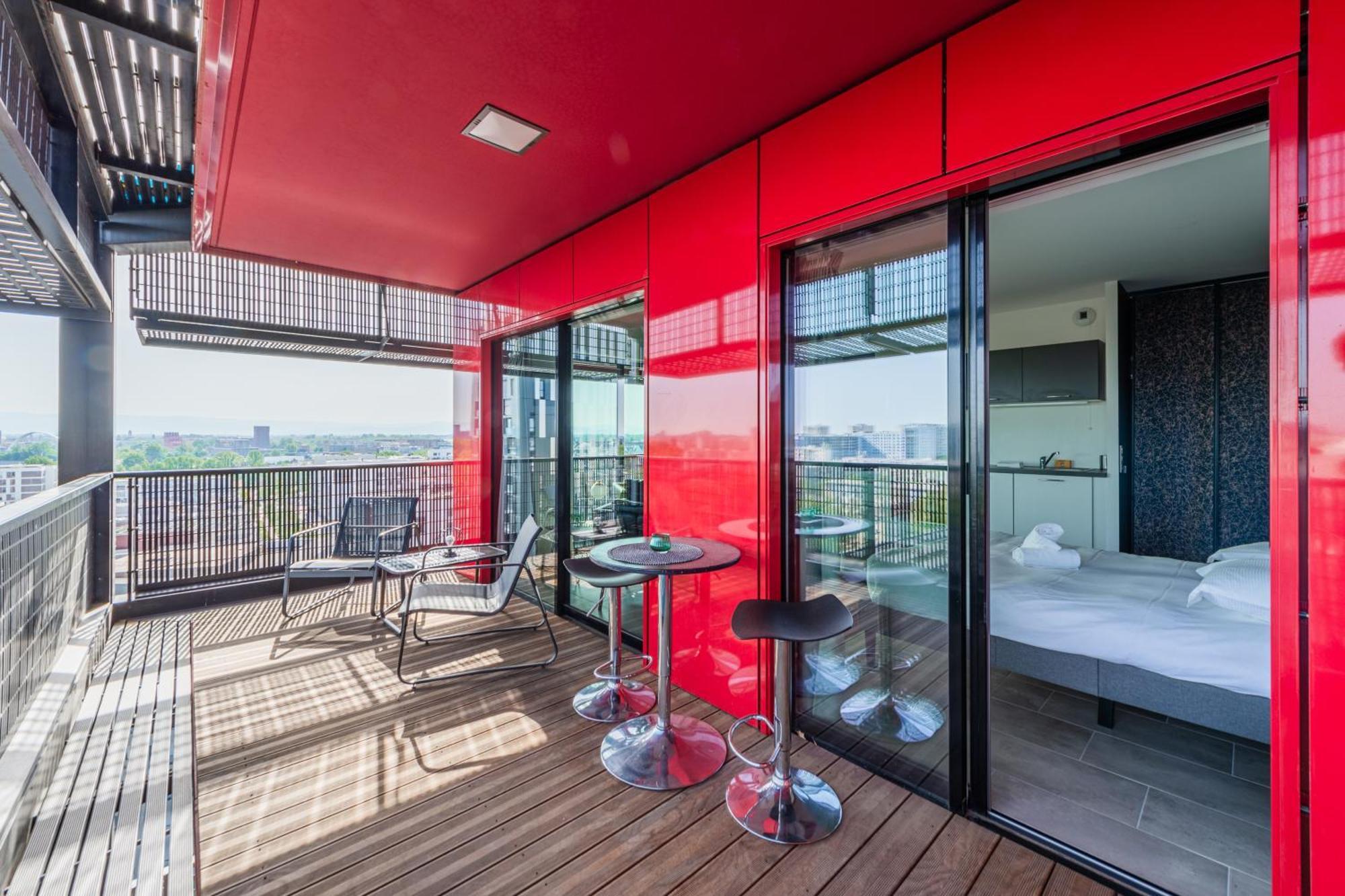 Red Sky - Presquile Malraux Avec Terrasse * Straßburg
